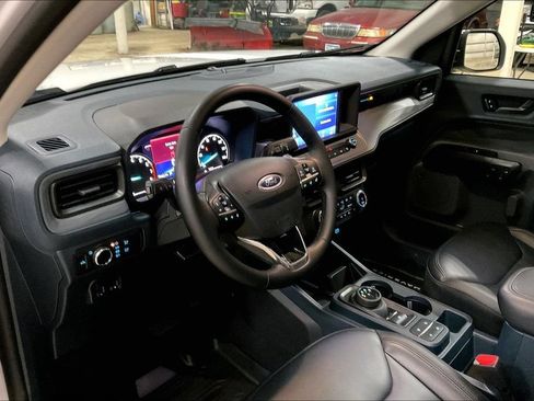 Certified 2024 Ford Maverick Lariat w/ Black Appearance Package AWD/4WD image 13