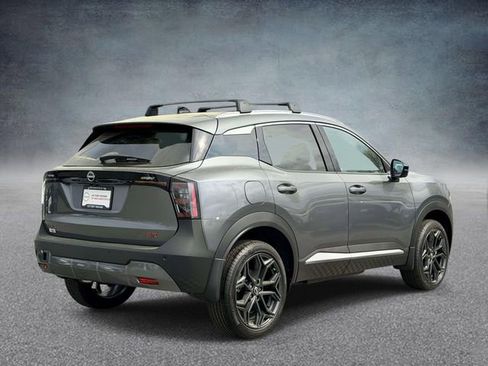 New 2026 Nissan Kicks SR w/ Cold Weather Package FWD image 2