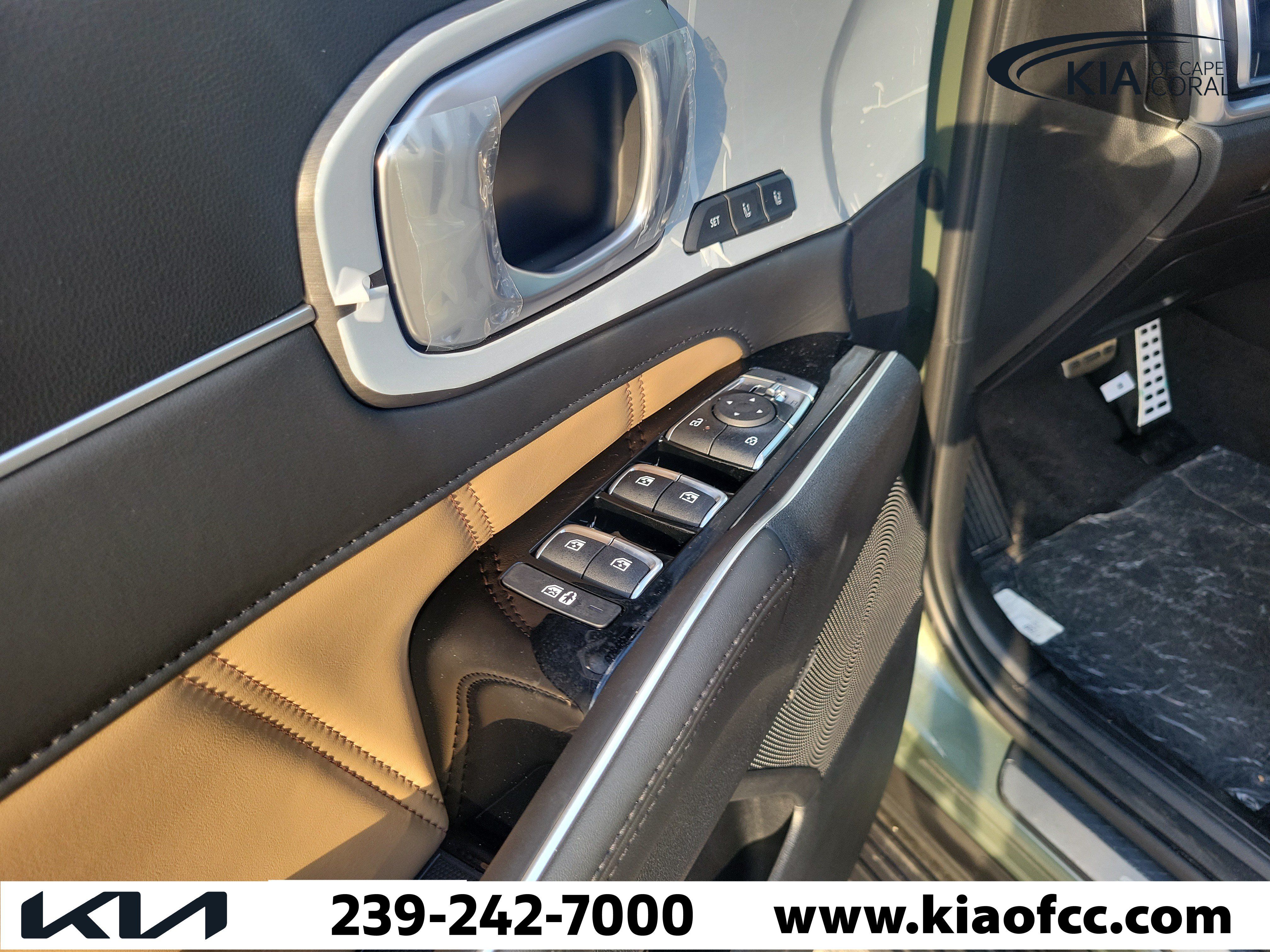 New 2026 Kia Sorento SX Prestige w/ Olive Brown Leather Package AWD/4WD image 24