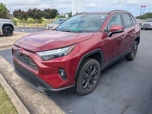 Used 2023 Toyota RAV4 Limited AWD/4WD image 5