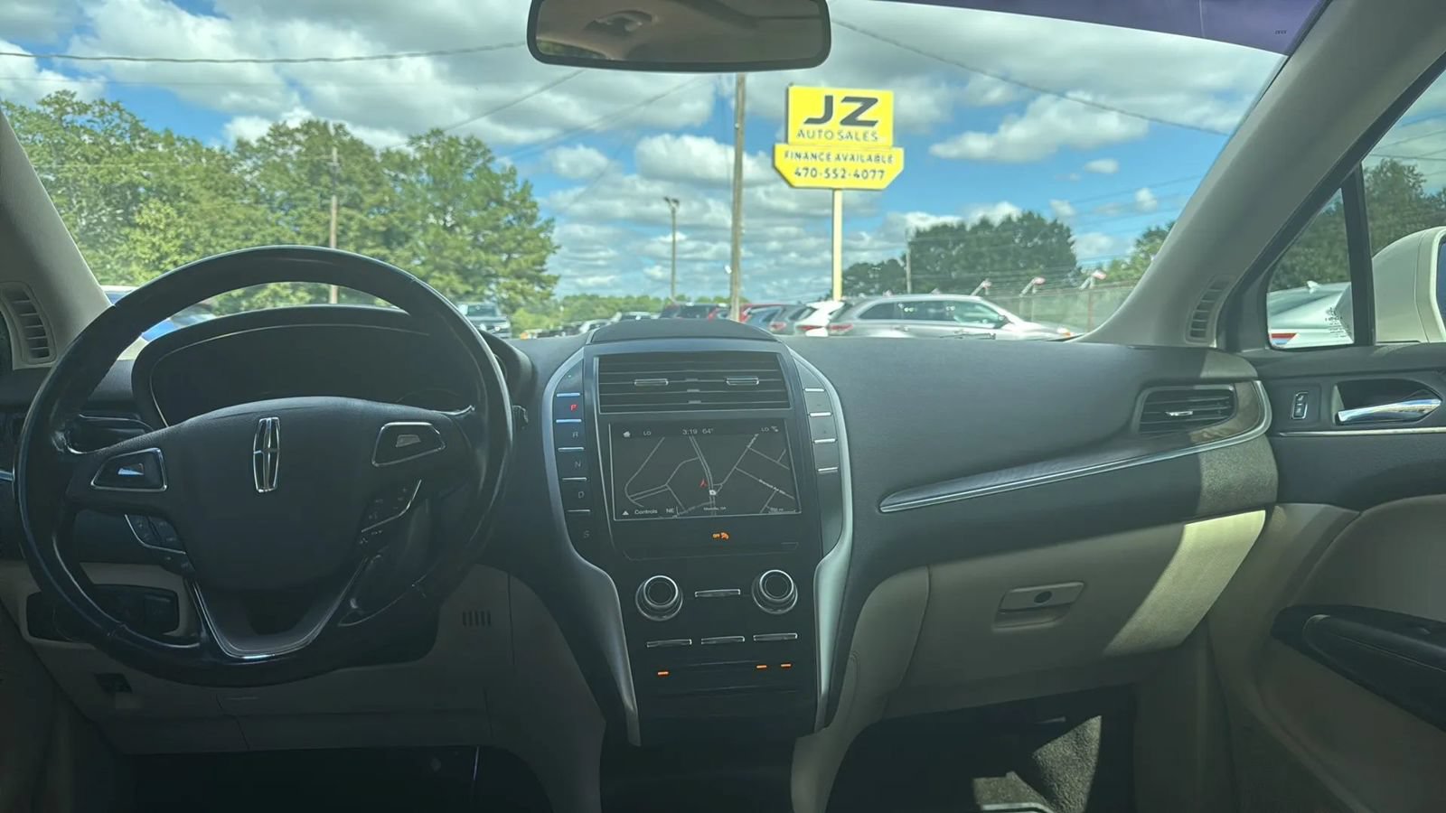 Used 2017 Lincoln MKC Reserve FWD image 13