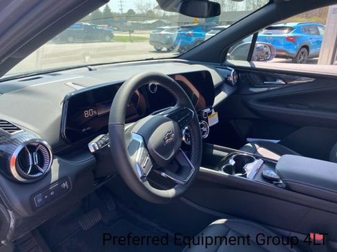 New 2025 Chevrolet Blazer EV LT image 12