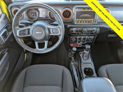 Used 2023 Jeep Gladiator Mojave w/ Cold Weather Group image 6