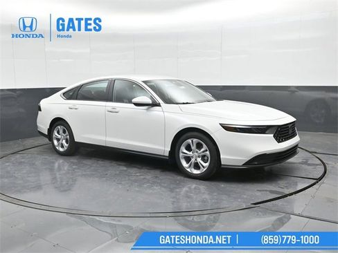 New 2025 Honda Accord LX image 4