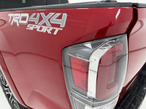 Used 2022 Toyota Tacoma TRD Sport w/ Technology Package image 36