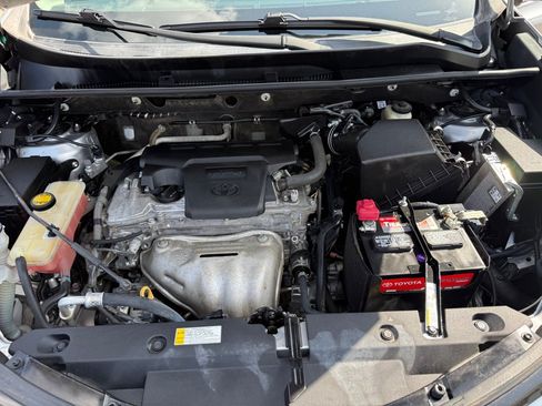 Used 2016 Toyota RAV4 LE FWD image 28