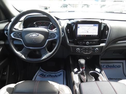 Used 2023 Chevrolet Traverse RS w/ LPO, Floor Liner Package AWD/4WD image 15