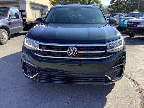 Used 2021 Volkswagen Atlas SE w/ Panoramic Sunroof Package image 4