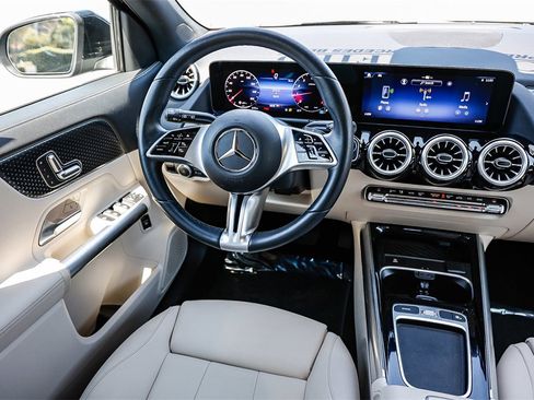 Certified 2025 Mercedes-Benz GLA 250 image 14