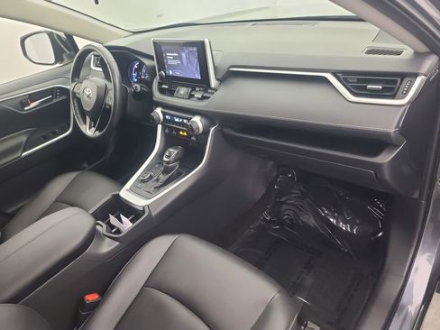 Used 2024 Toyota RAV4 XLE Premium image 14