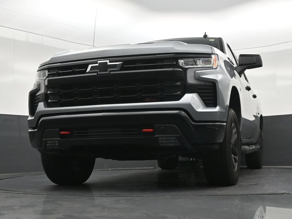 Used 2024 Chevrolet Silverado 1500 LT Trail Boss w/ Convenience Package II AWD/4WD image 31