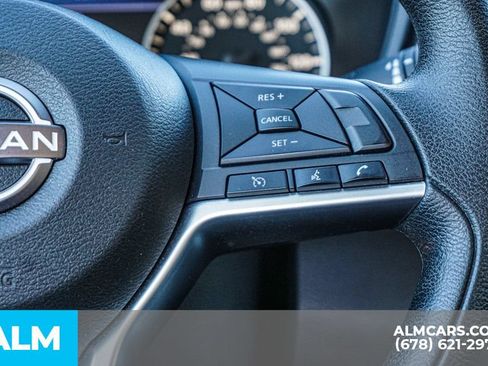 Used 2024 Nissan Altima 2.5 SV FWD image 30