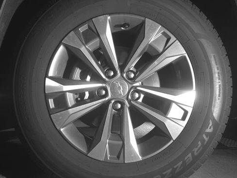 Used 2025 Chevrolet Equinox LT FWD image 12