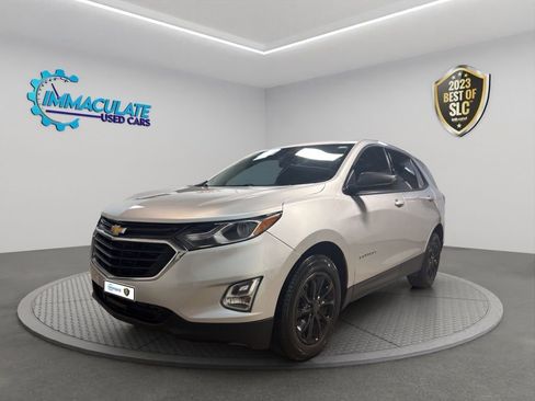 Used 2019 Chevrolet Equinox LS FWD image 1
