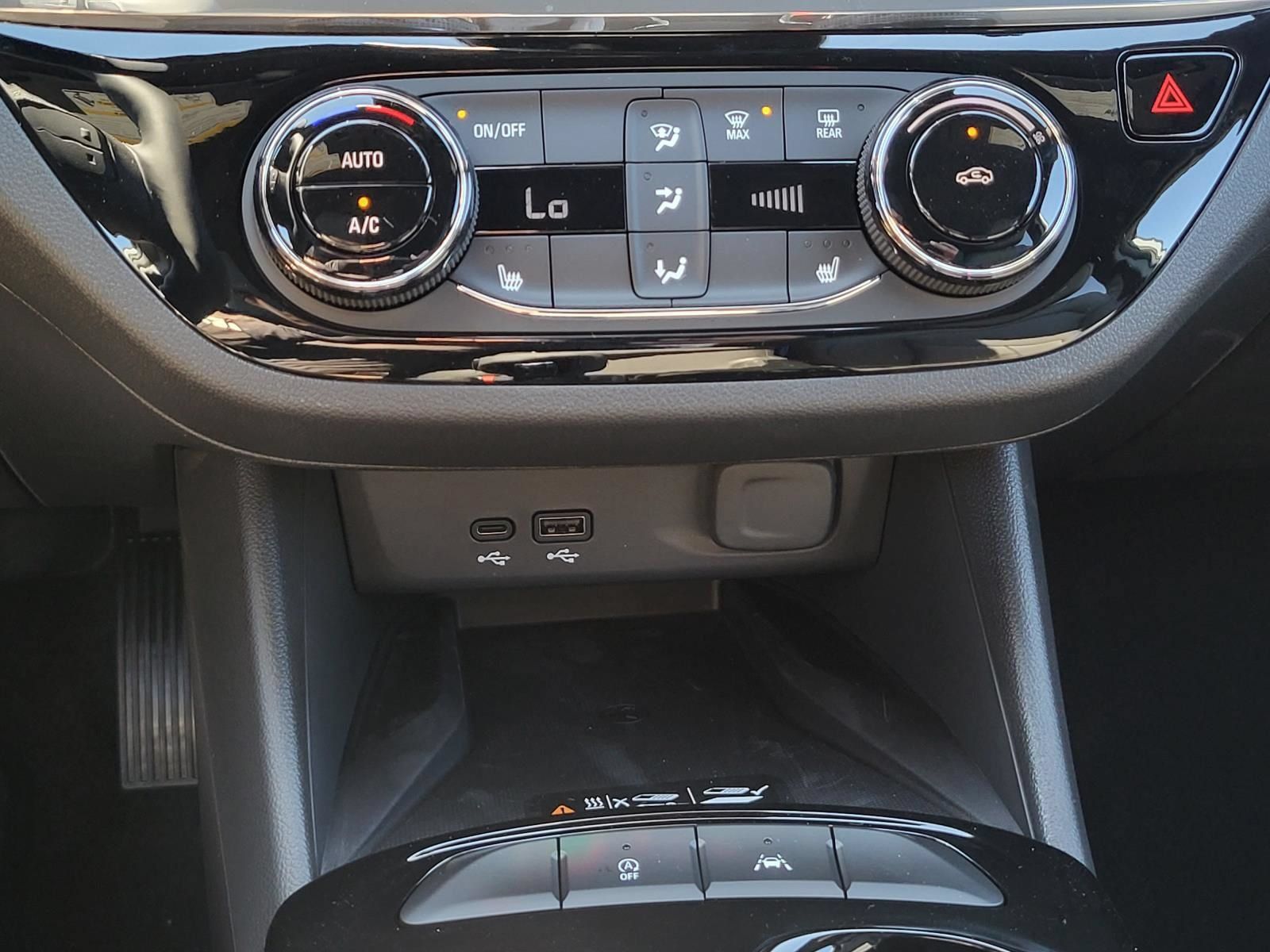 New 2026 Buick Envista Sport Touring w/ Convenience I Package FWD image 10