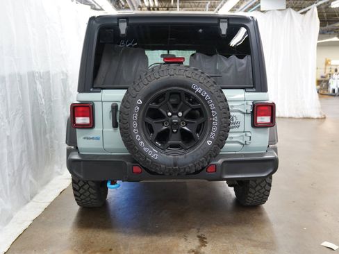 Used 2023 Jeep Wrangler Unlimited AWD/4WD image 6