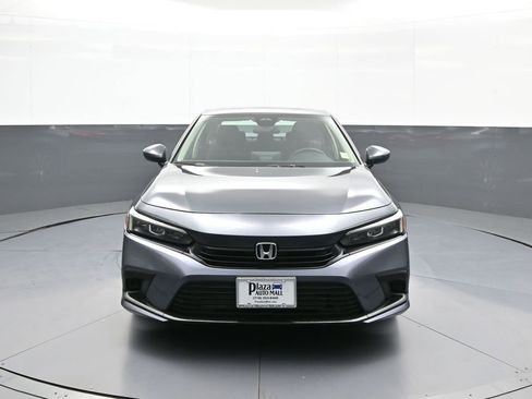 Used 2023 Honda Civic EX image 2