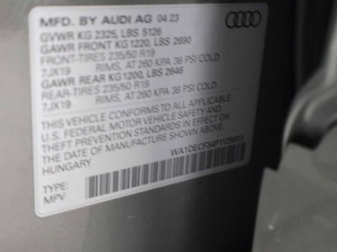 Used 2023 Audi Q3 2.0T Premium w/ Convenience Package AWD/4WD image 39