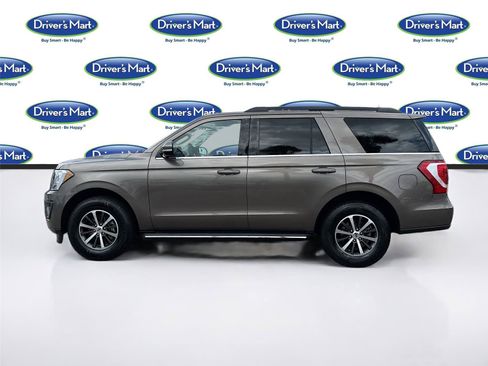 Used 2018 Ford Expedition XLT w/ Equipment Group 202A RWD image 4