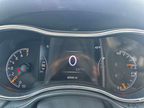 Used 2021 Jeep Grand Cherokee Limited image 14