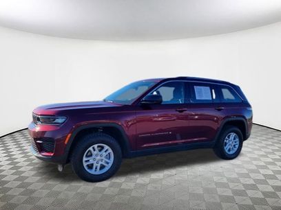 Used 2023 Jeep Grand Cherokee Laredo w/ Luxury Tech Group I