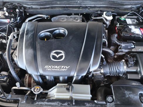 Used 2018 MAZDA MAZDA3 Touring w/ Appearance Package image 41