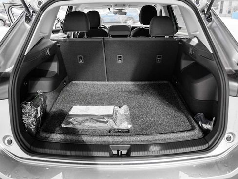 New 2026 Volkswagen Tiguan S image 12