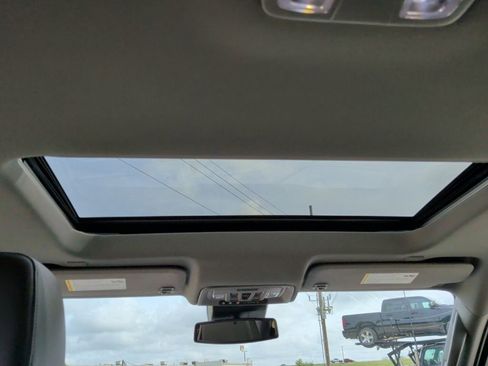 Used 2022 GMC Sierra 1500 SLT w/ SLT Convenience Package image 23