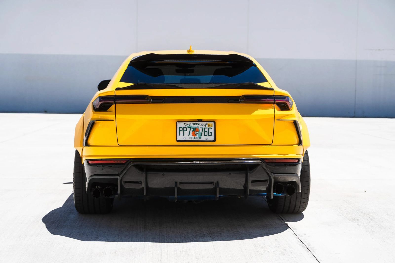 Used 2021 Lamborghini Urus AWD/4WD image 8