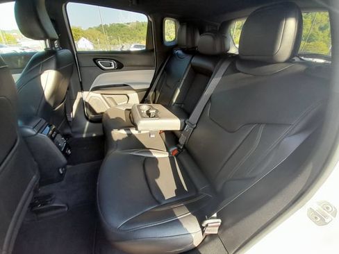 Used 2024 Jeep Compass Limited AWD/4WD image 38