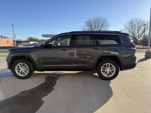 Certified 2023 Jeep Grand Cherokee L Laredo w/ Luxury Tech Group I image 4
