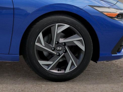 New 2026 Hyundai Elantra SEL Sport Premium FWD image 8