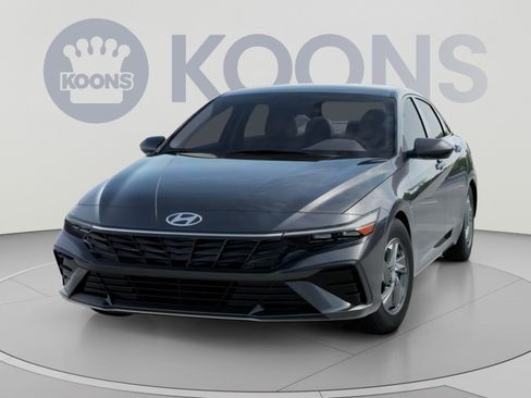 New 2026 Hyundai Elantra SE FWD image 8