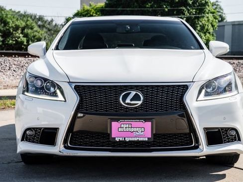 Used 2013 Lexus LS 460 w/ F-Sport Pkg RWD image 13