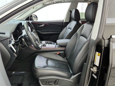 Used 2022 Audi Q8 Premium Plus AWD/4WD image 21