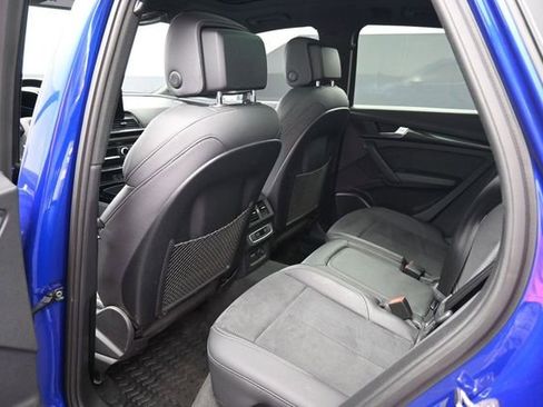Used 2022 Audi SQ5 Premium Plus w/ Premium Plus Package AWD/4WD image 14