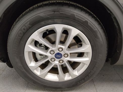 Used 2020 Ford Escape SE image 31