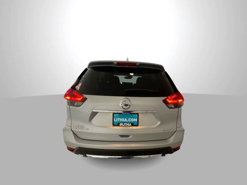 Used 2019 Nissan Rogue SL image 7