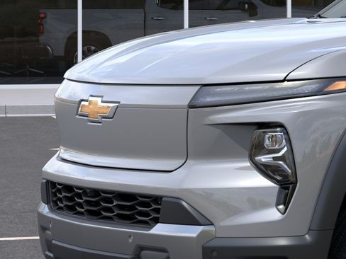 New 2026 Chevrolet Silverado EV LT AWD/4WD image 13