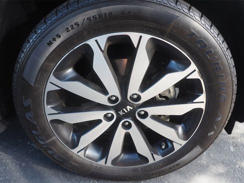 Used 2019 Kia Sportage EX image 25