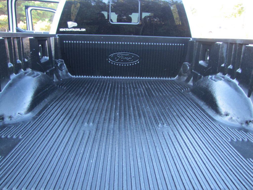 Used 2019 Ford F250 Lariat w/ Lariat Ultimate Package AWD/4WD image 33