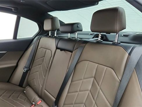 Used 2024 BMW 530i xDrive 530i xDrive w/ Premium Package image 30