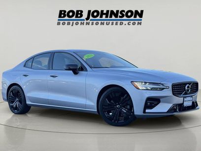 Used 2022 Volvo S60 B5 Momentum w/ Premium Package