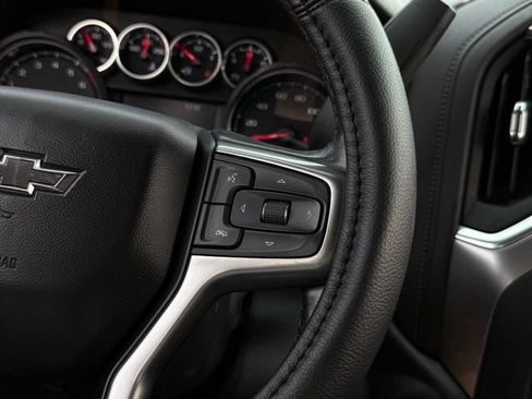 Used 2021 Chevrolet Silverado 1500 RST AWD/4WD image 9