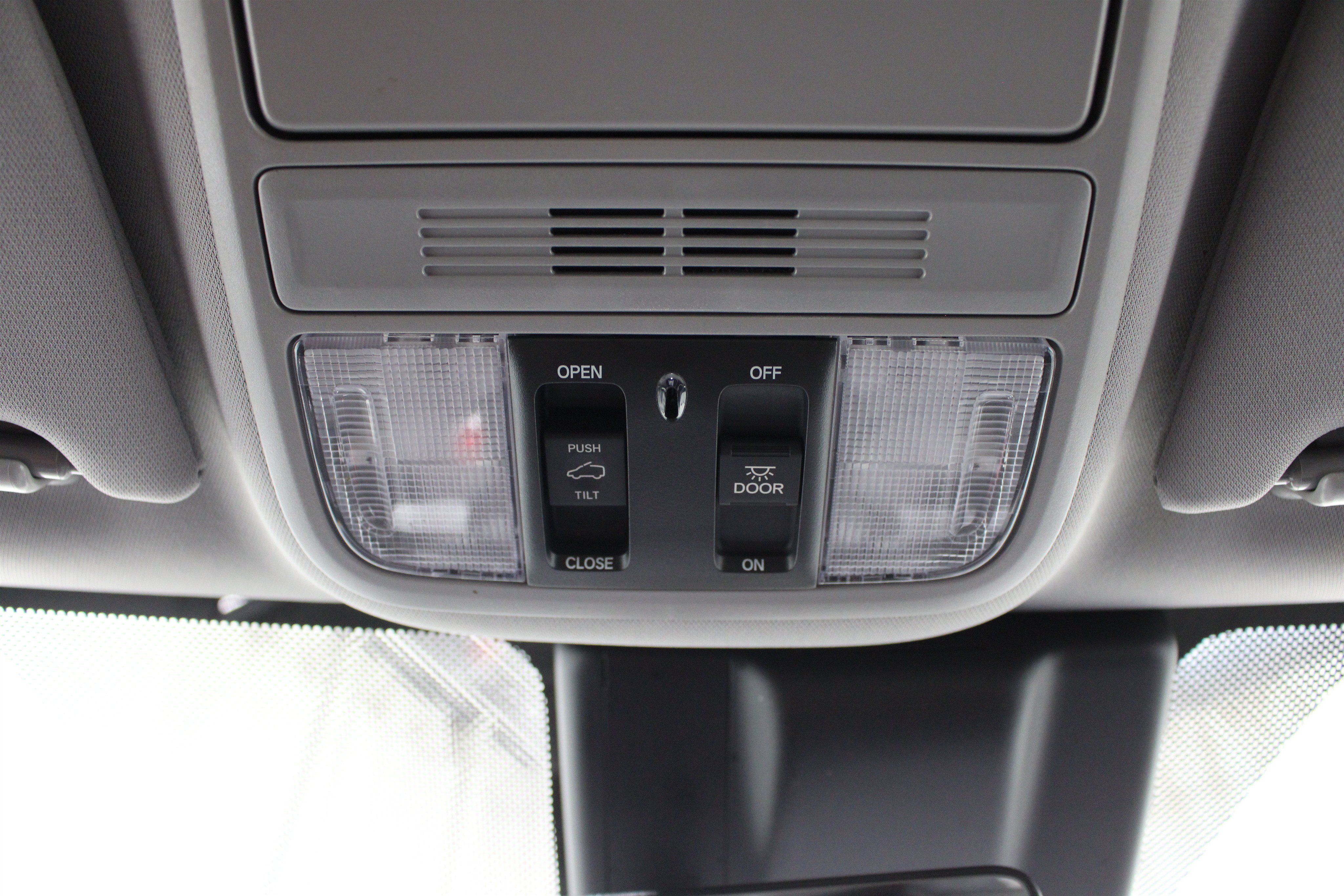 Used 2019 Honda Odyssey EX-L image 18