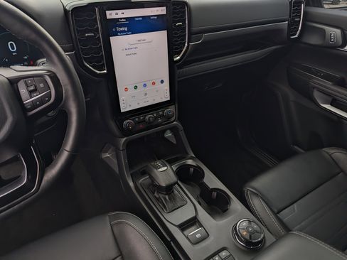 Certified 2024 Ford Ranger Lariat w/ FX4 Off-Road Package image 11