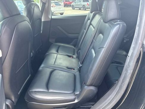 Used 2021 Tesla Model Y Long Range AWD/4WD image 15
