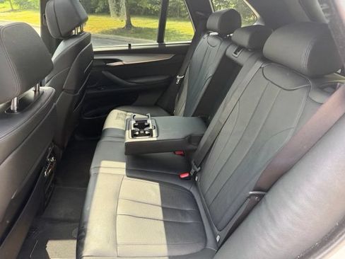 Used 2015 BMW X5 xDrive35d AWD/4WD image 24