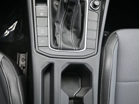 Used 2025 Volkswagen Jetta SE image 10