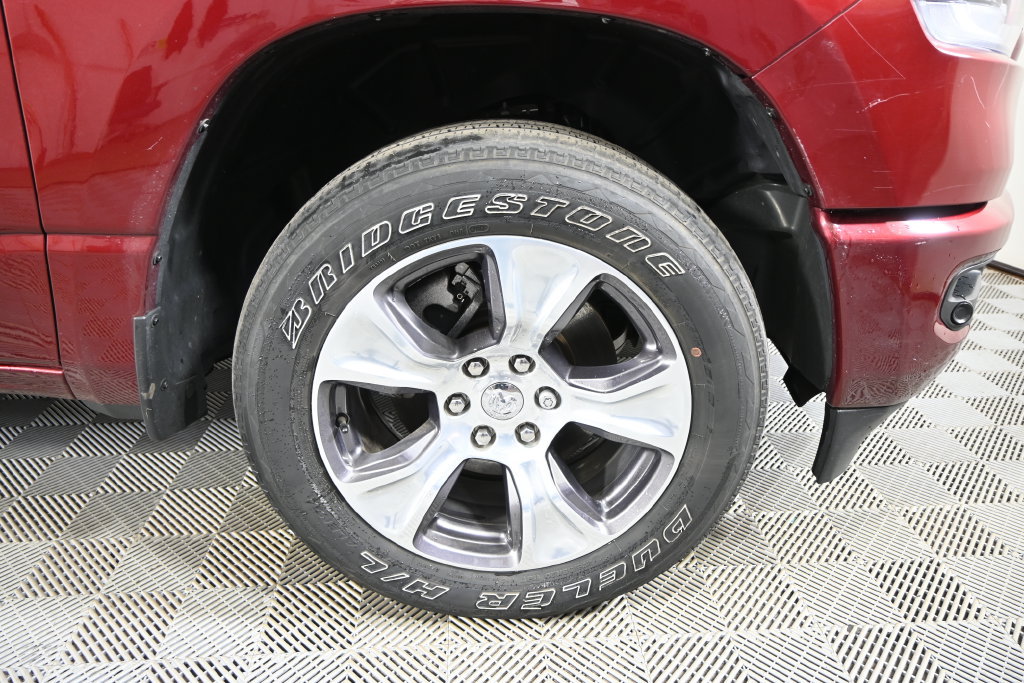 Used 2023 RAM 1500 Laramie AWD/4WD image 12